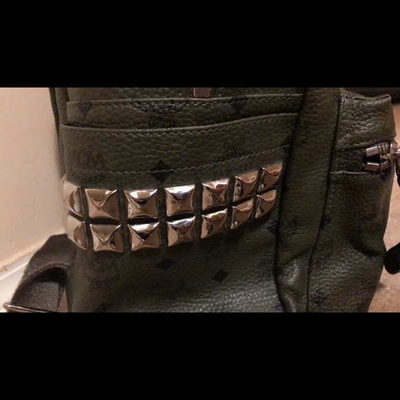 MCM backpack size medium in green rosin - Picture 3 of 3